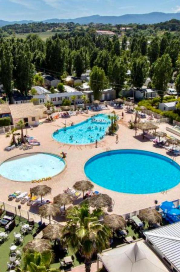 Magic Mobile Montourey, 3 Chambres, 2 Salles De Bain, Piscine Disponible Sur Place Fréjus
