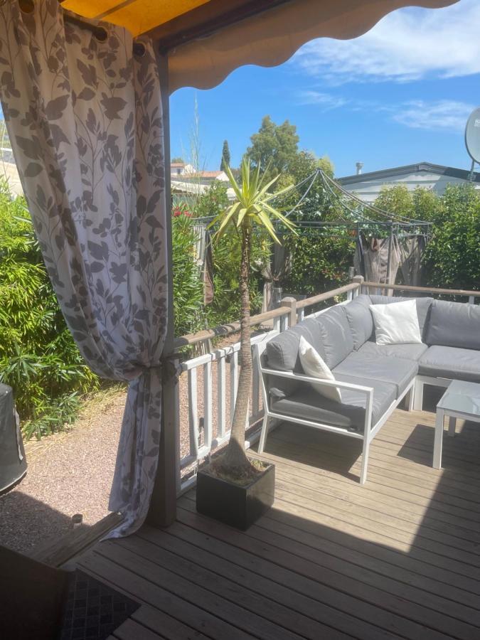 Ferienpark Magic Mobile Montourey, 3 Chambres, 2 Salles De Bain, Piscine Disponible Sur Place