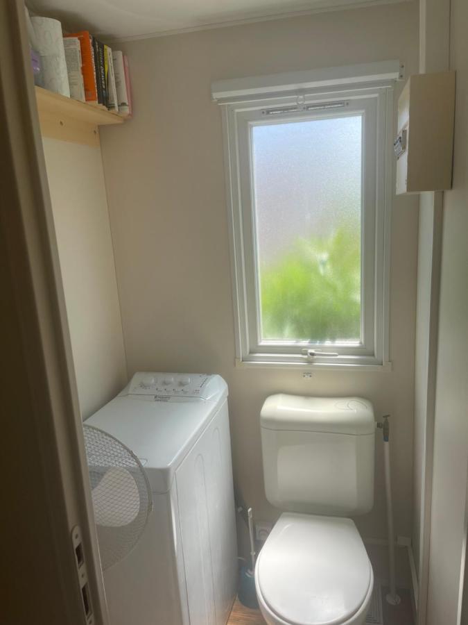 Magic Mobile Montourey, 3 Chambres, 2 Salles De Bain, Piscine Disponible Sur Place Ferienpark