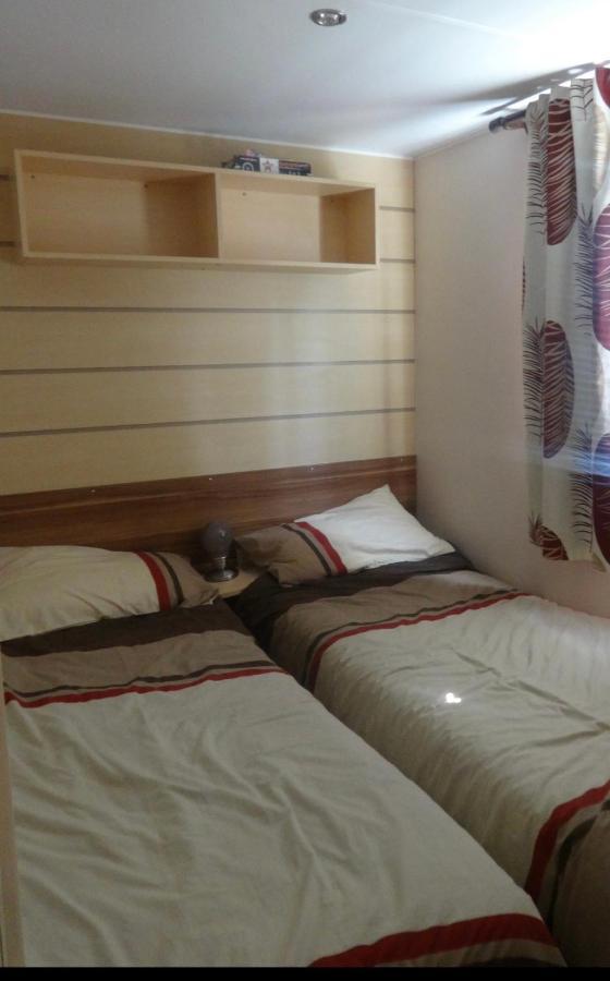 Magic Mobile Montourey, 3 Chambres, 2 Salles De Bain, Piscine Disponible Sur Place
